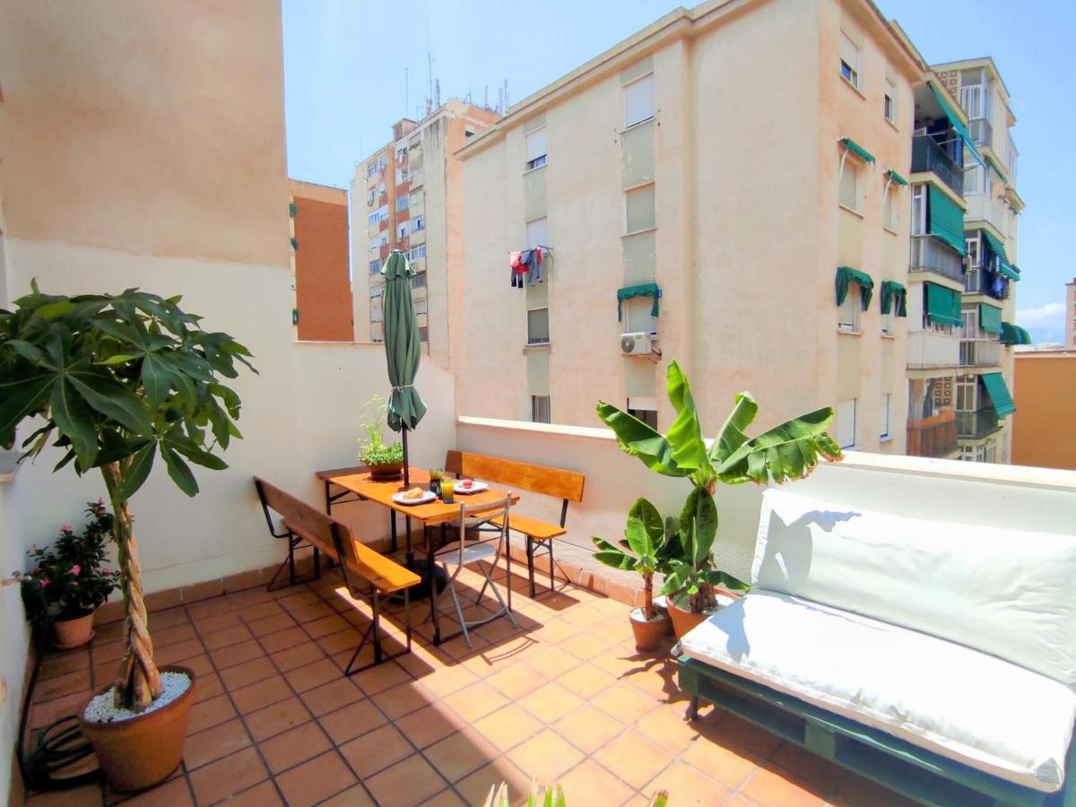 Manuela Nogales Apartments! Málaga Exteriör bild