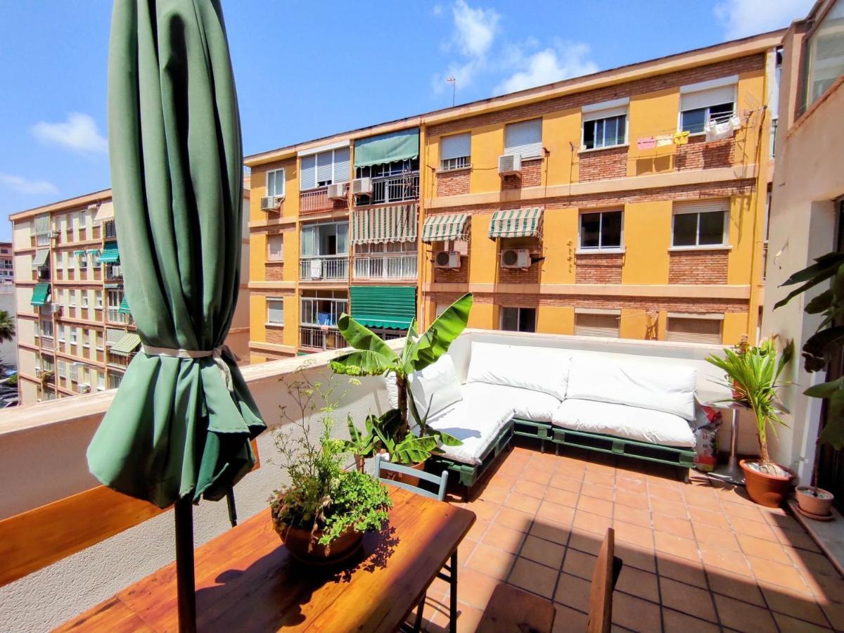 Manuela Nogales Apartments! Málaga Exteriör bild