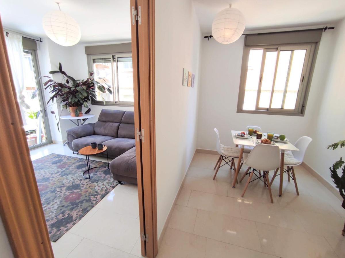 Manuela Nogales Apartments! Málaga Exteriör bild